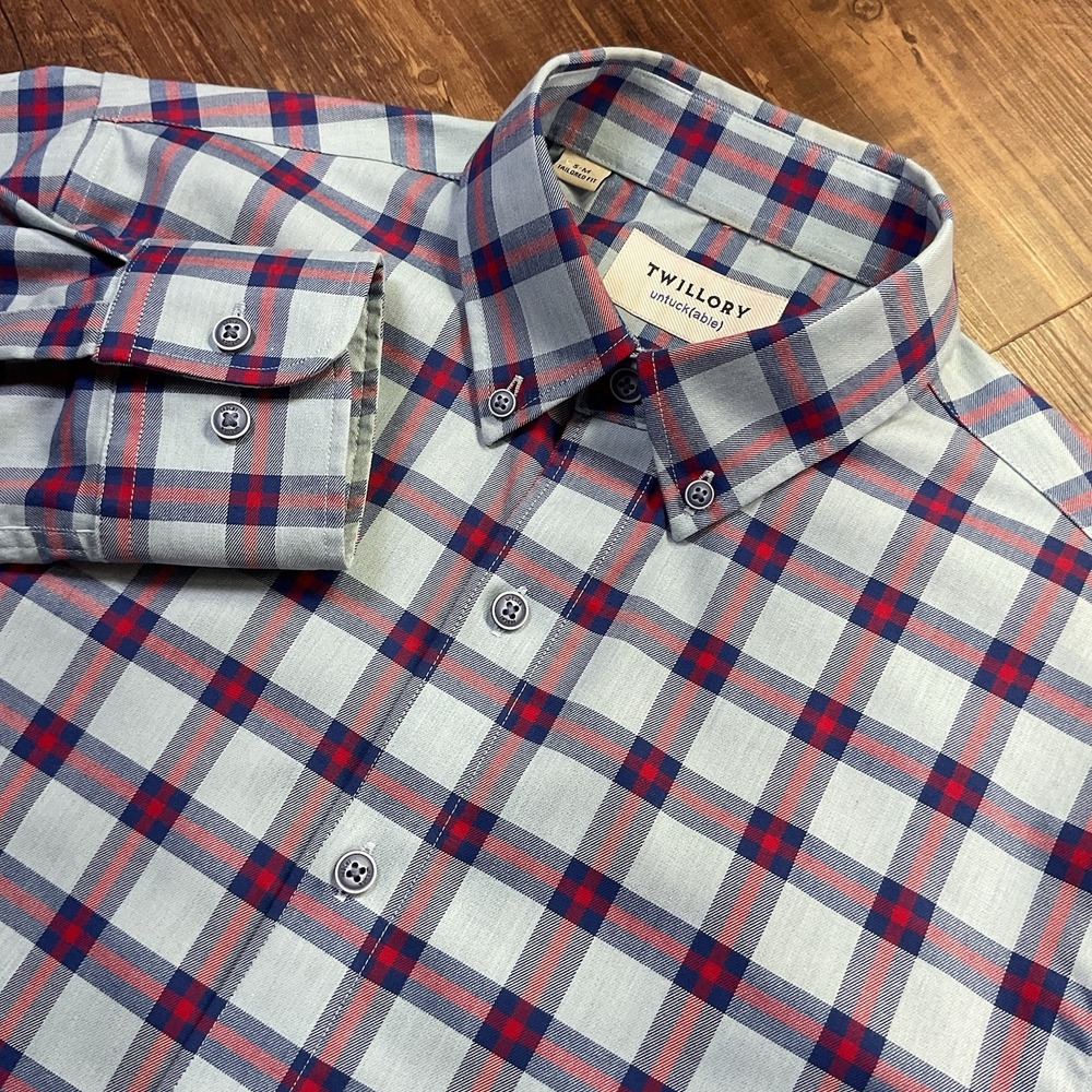Twillory Untuckable Shirt Men's S/M Tailored Fit Blue Red Plaid Preppy Stretch